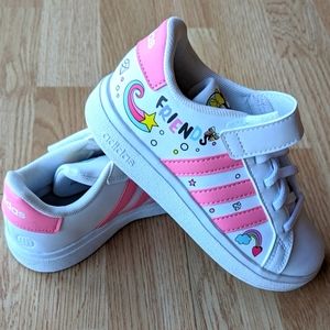 Little Girl Adidas Minnie Mouse Grand Court 2.0 Sneaker / Tennis Shoes Size 12